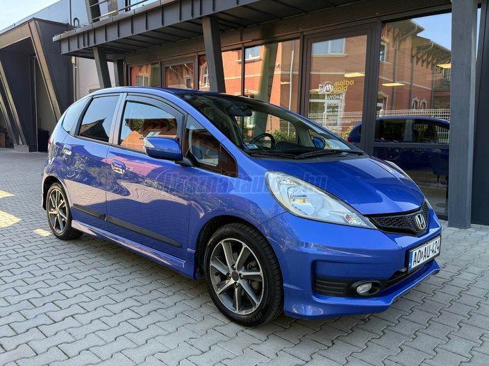 HONDA JAZZ 1.4 Elegance