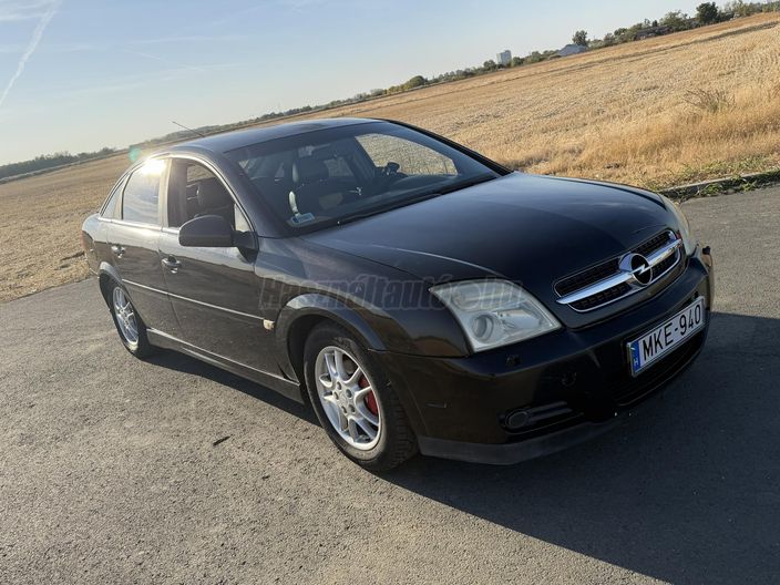 OPEL VECTRA 2.2 GTS [Sport]