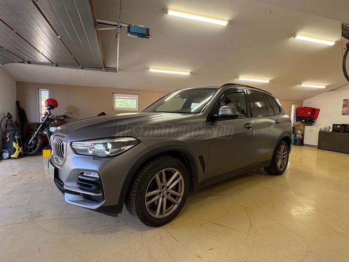 BMW X5 xDrive45e (Automata)