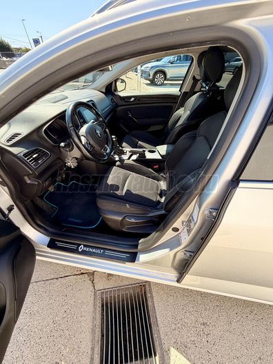 RENAULT MEGANE 1.5 dCi Dynamique