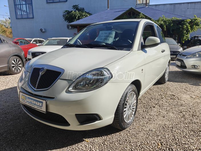 LANCIA YPSILON 1.2 8V Argento