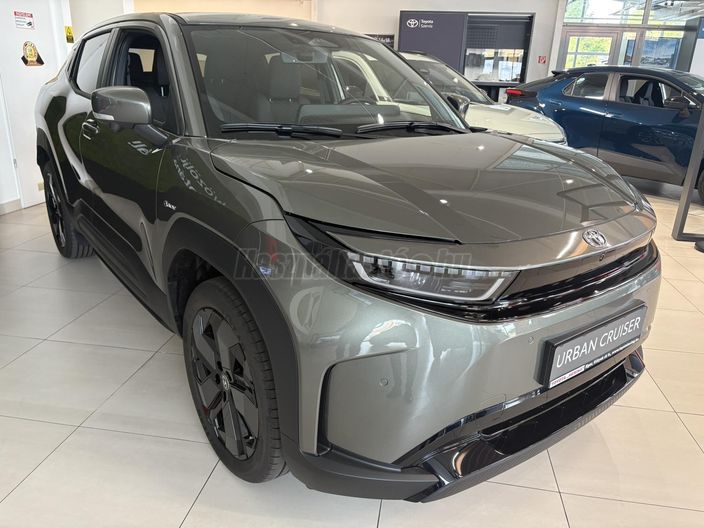 TOYOTA URBAN CRUISER 61 kWh Executive