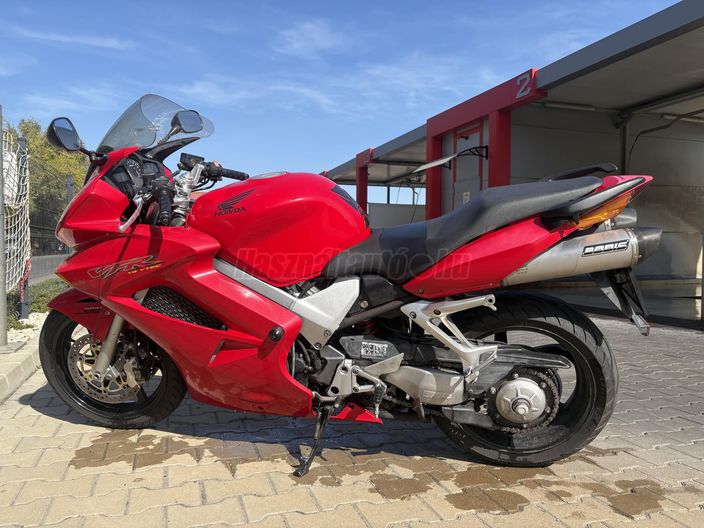 HONDA VFR 800
