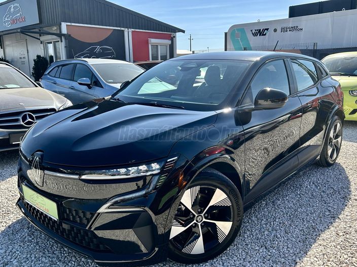 RENAULT MEGANE E-Tech electric EV40 Techno