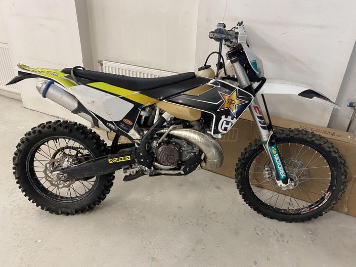 HUSQVARNA TE 300