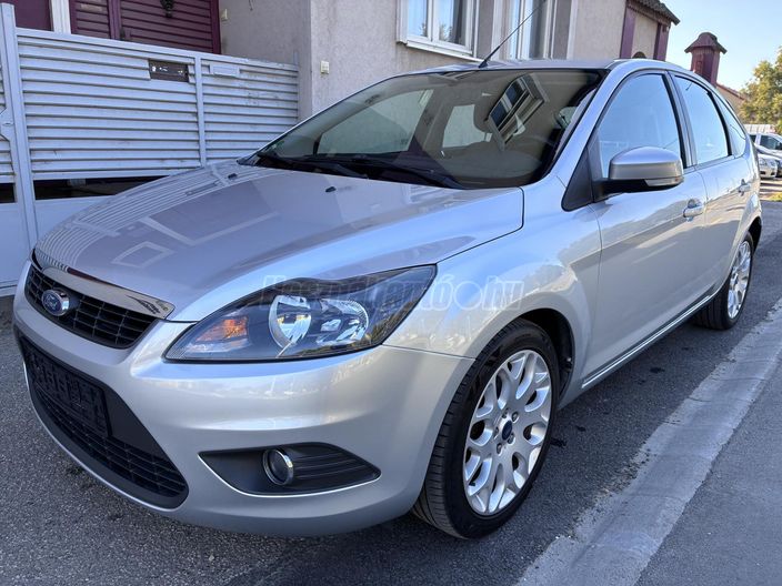 FORD FOCUS 1.6 Ti-VCT Fresh