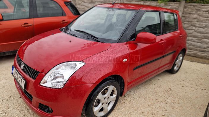 SUZUKI SWIFT 1.3 GS Navigátor ACC (Automata)