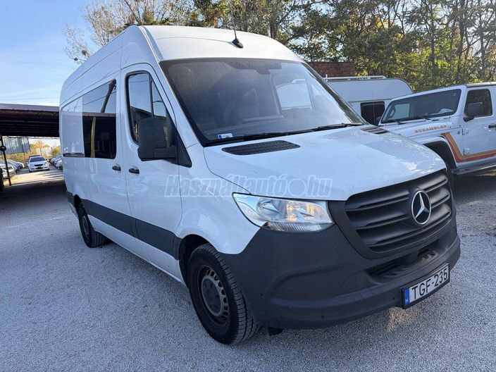MERCEDES-BENZ SPRINTER 215 CDI Tourer 907.721.13
