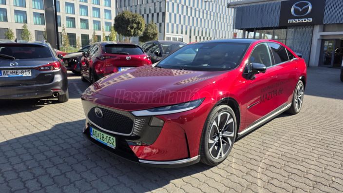 MAZDA 6 6e 80kWh e-Skyactiv EV Takumi Plus
