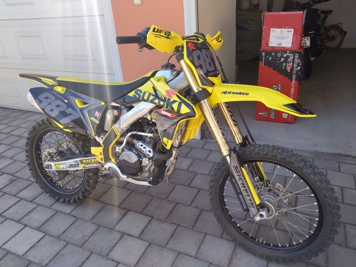 SUZUKI RM-Z 250