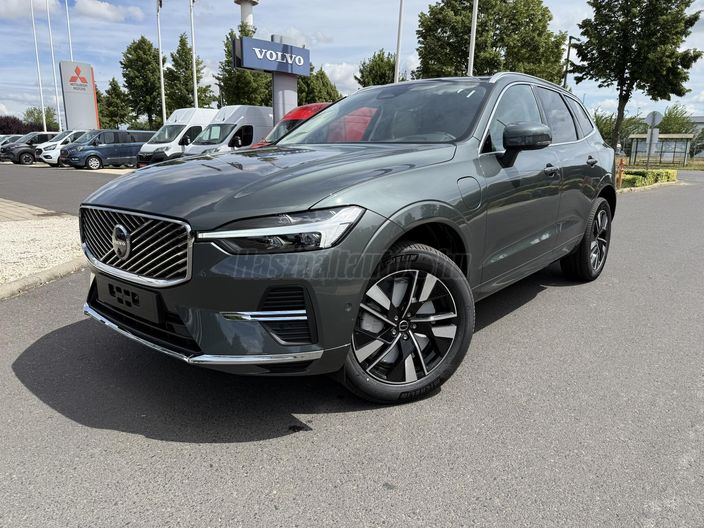VOLVO XC60 2.0 [T6] Plus Dark AWD Geartronic