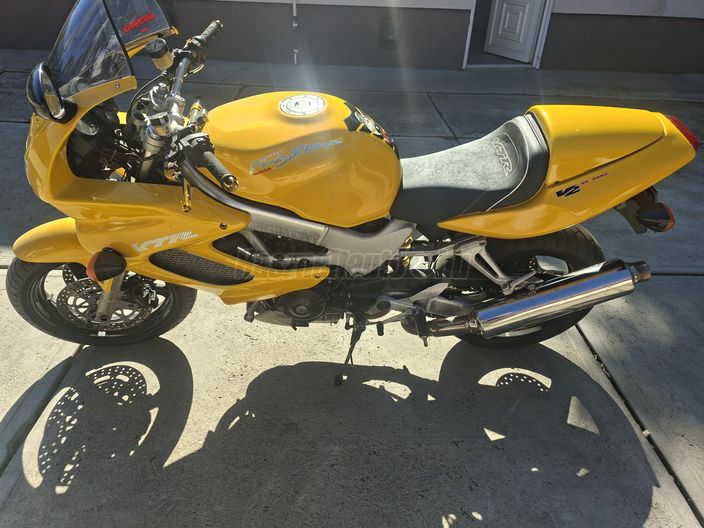 HONDA VTR 1000 F