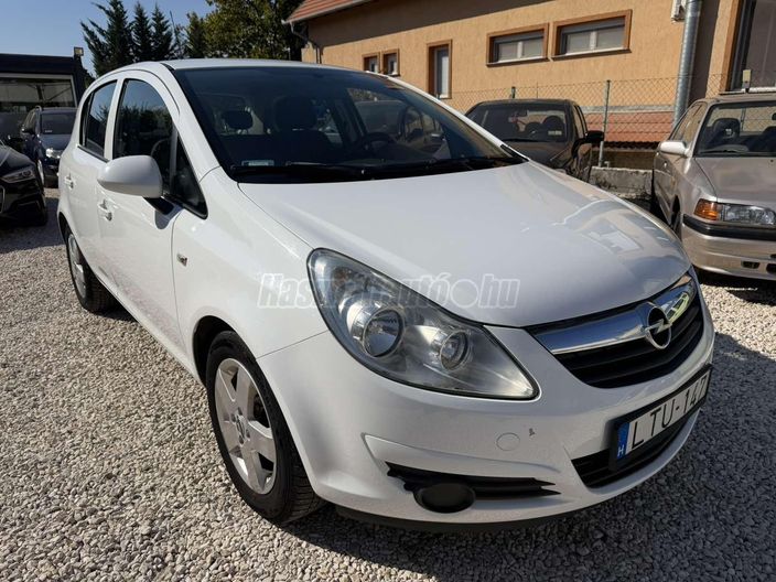 OPEL CORSA D 1.2 Cosmo