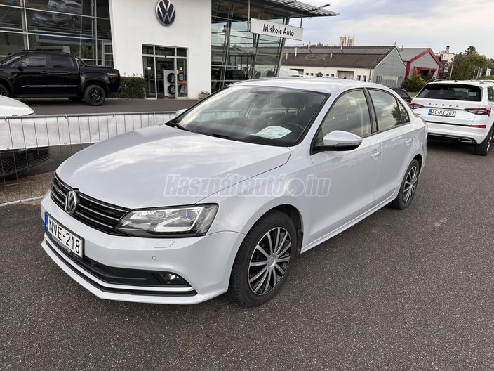 VOLKSWAGEN JETTA 1.4 TSI BMT Comfortline