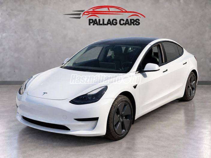TESLA MODEL 3 Standard Range Plus Aut