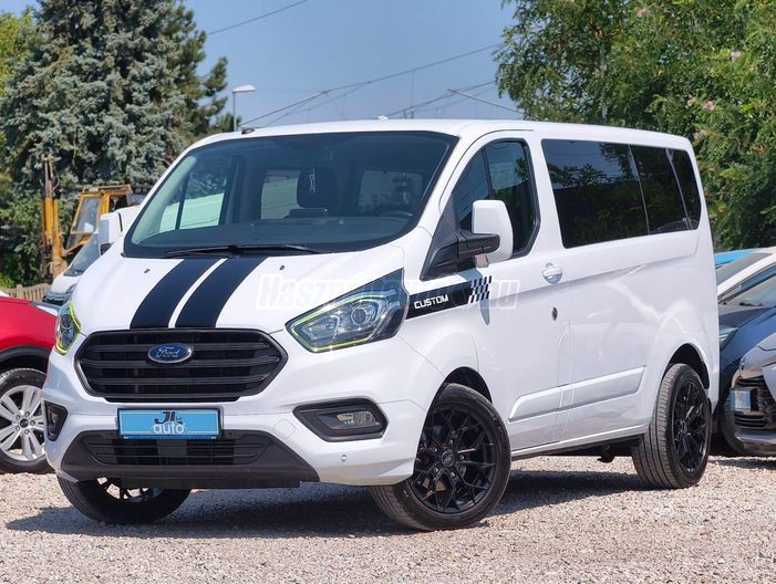 FORD TRANSIT Tourneo Custom 2.0 TDCi 310 L2H1 Titanium