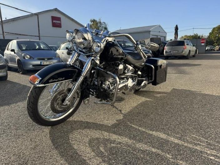 HARLEY-DAVIDSON HERITAGE SOFTAIL CLASSIC
