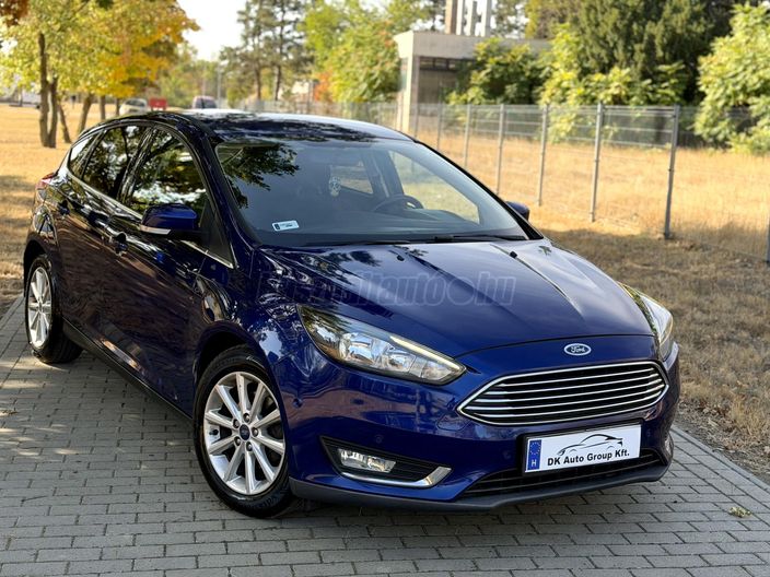 FORD FOCUS 1.0 EcoBoost Titanium
