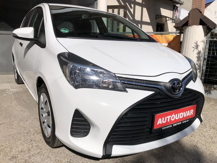 TOYOTA YARIS 1.0 Trend