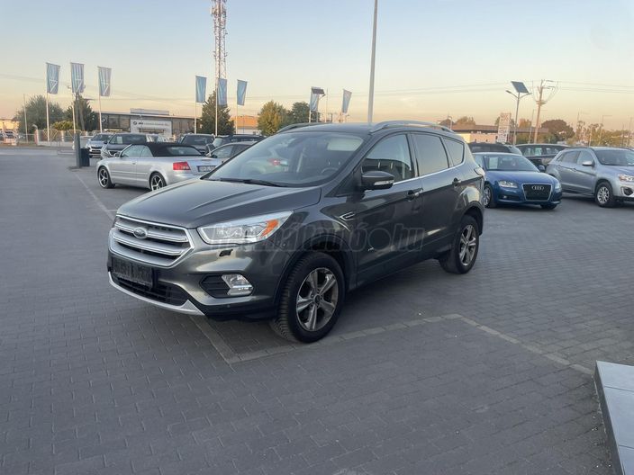FORD KUGA 2.0 TDCi Titanium AWD