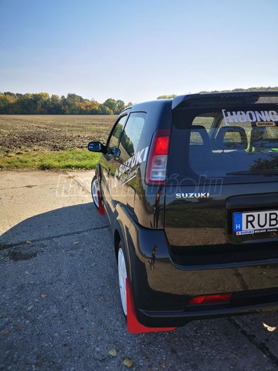 SUZUKI IGNIS 1.5 Sport