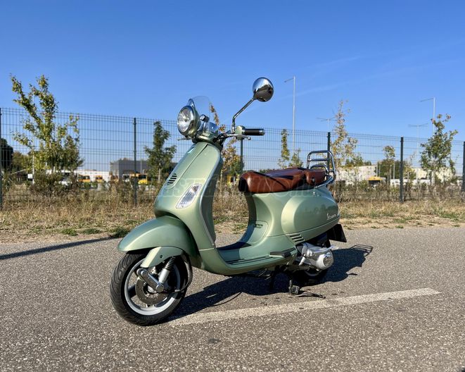 VESPA LXV 125
