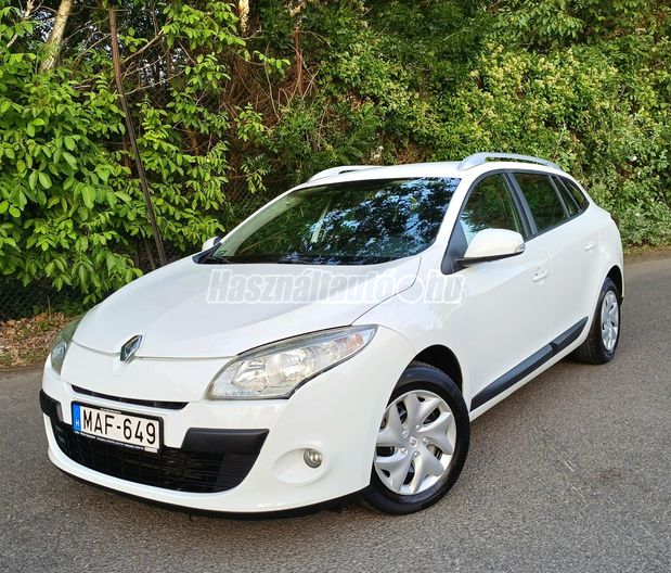 RENAULT MEGANE Grandtour 1.5 dCi Advantage