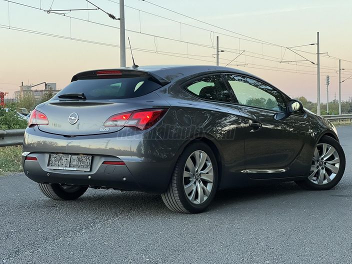 OPEL ASTRA J GTC 1.4 T Enjoy