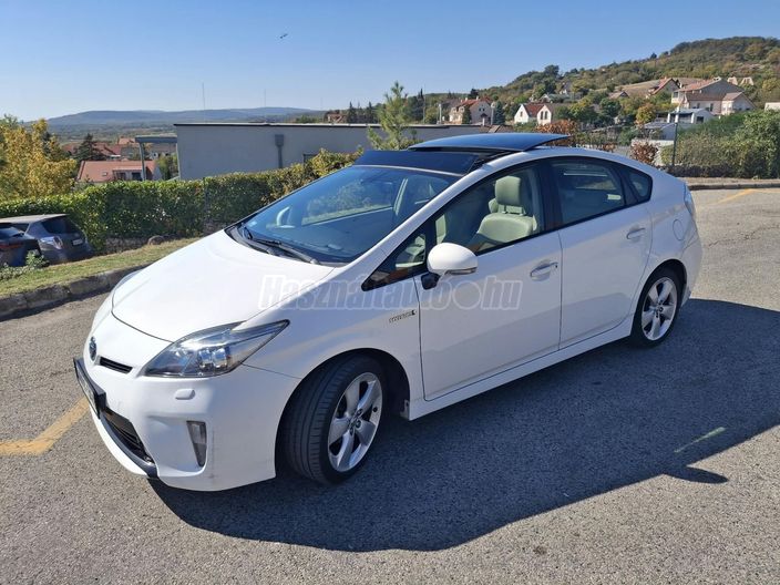 TOYOTA PRIUS 1.8 HSD Sol (Automata)