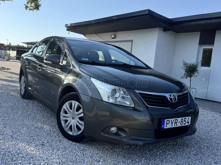 TOYOTA AVENSIS 2.0 D-4D Sol Plus