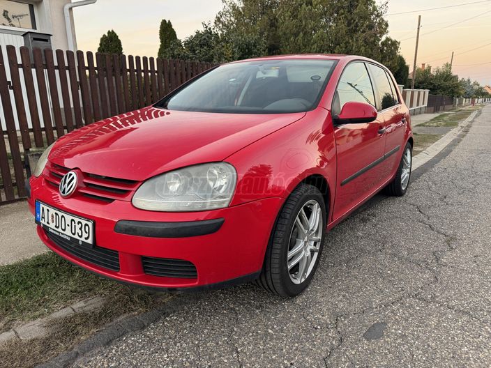 VOLKSWAGEN GOLF V 1.4 Trendline