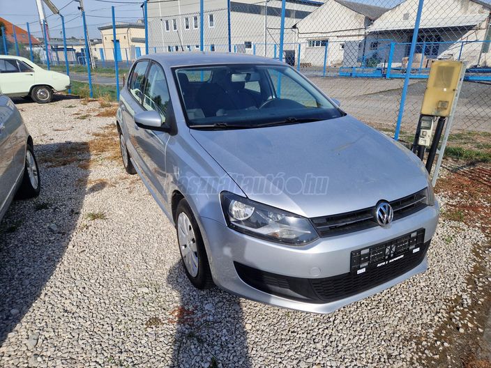 VOLKSWAGEN POLO 1.2 60 Ice