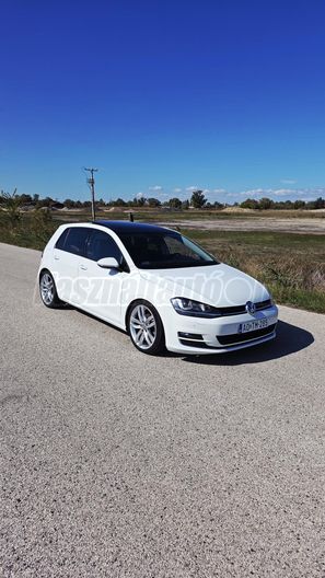 VOLKSWAGEN GOLF VII 2.0 TDI Highline DSG