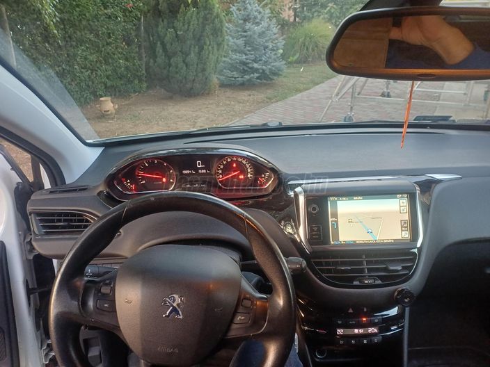 PEUGEOT 208 1.6 BlueHDi Van