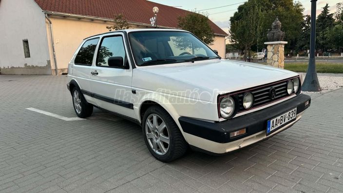 VOLKSWAGEN GOLF II