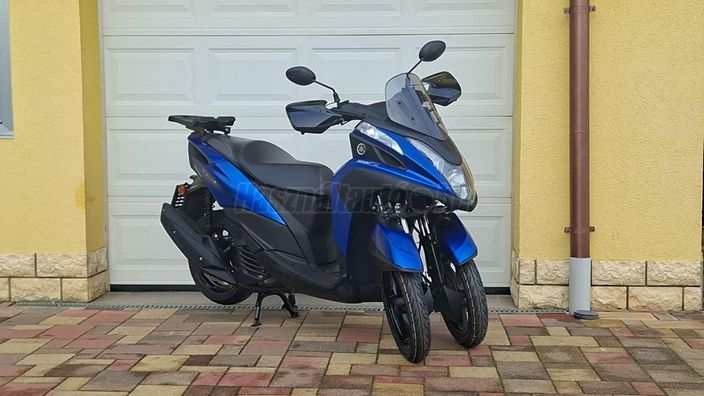 YAMAHA TRICITY 125