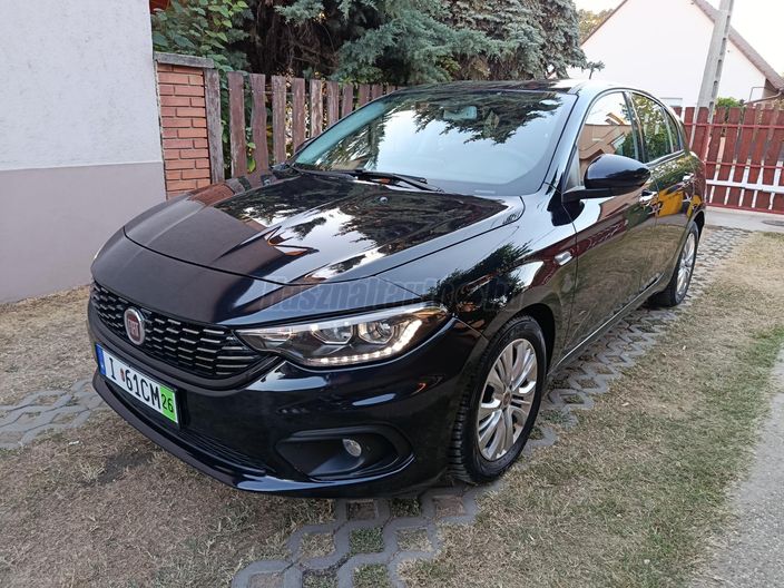 FIAT TIPO 1.4 T-Jet Lounge