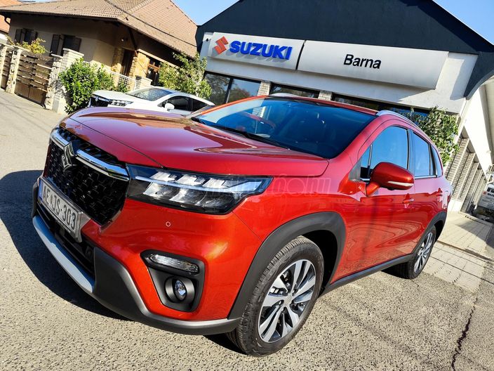 SUZUKI S-CROSS 1.4 Hybrid GLX Panorama