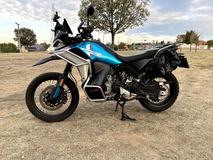 CFMOTO 800 MT