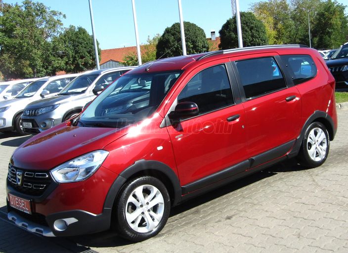 DACIA LODGY 1.5 Blue dCi Techroad (7 személyes )