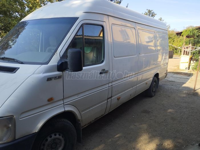 VOLKSWAGEN LT 2.8 TDI 35