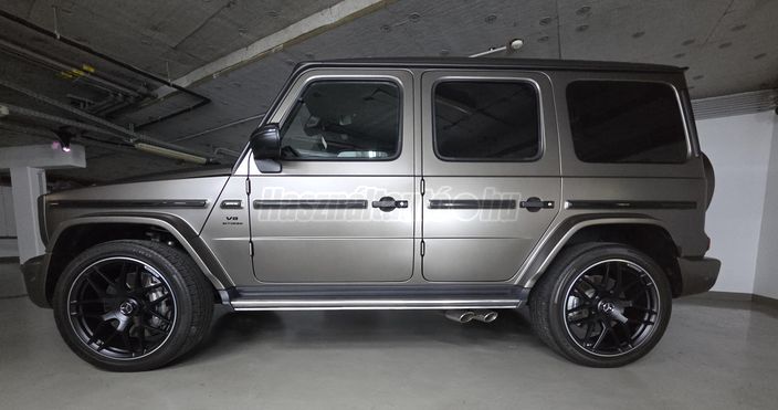 MERCEDES-BENZ G 63 AMG 9G-Tronic