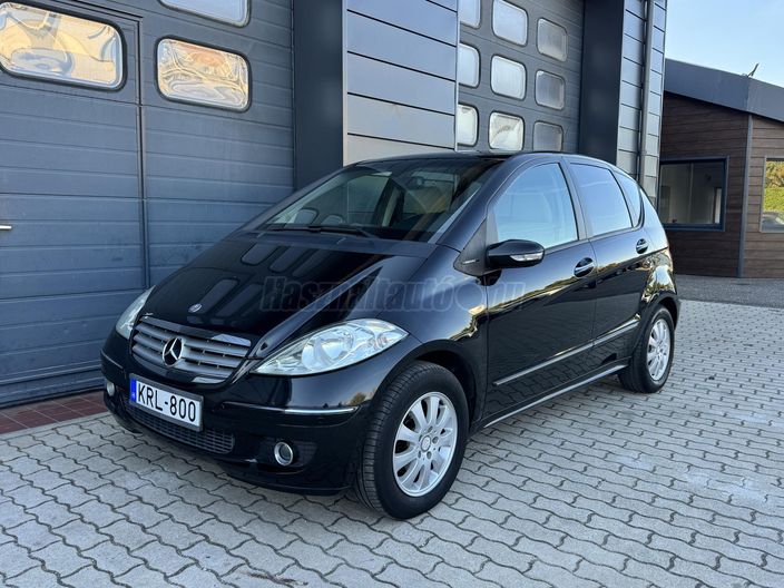 MERCEDES-BENZ A 150 Elegance Autotronic