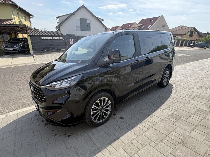 FORD TOURNEO