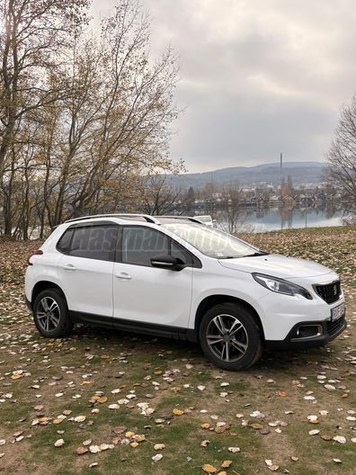 PEUGEOT 2008 1.2 PureTech Allure S&S EAT6
