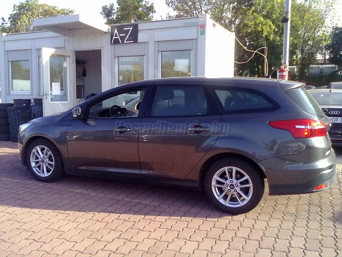 FORD FOCUS 1.6 Ti-VCT Titanium