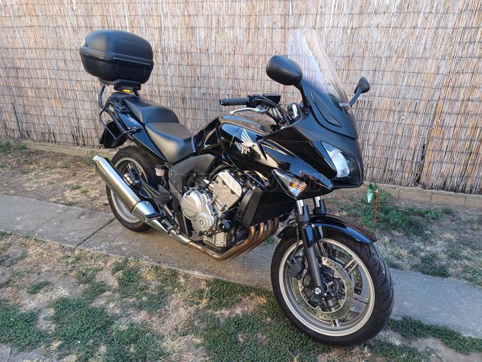 HONDA CBF 600