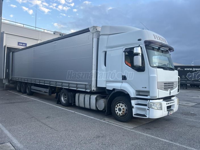 RENAULT 440.19T DXI