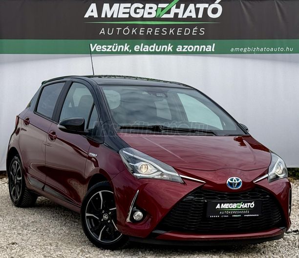 TOYOTA YARIS 1.5 VVT-i Hybrid Selection Smart Red e-CVT