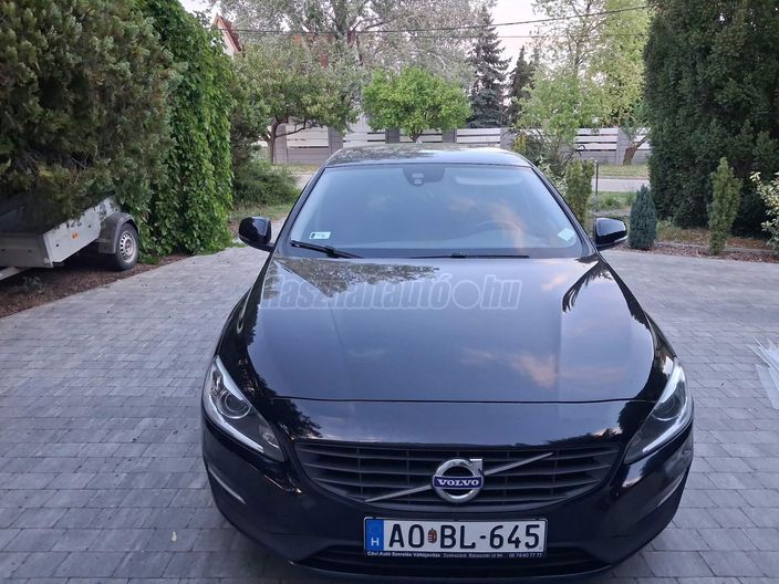 VOLVO V60 2.0 D [D3] Kinetic